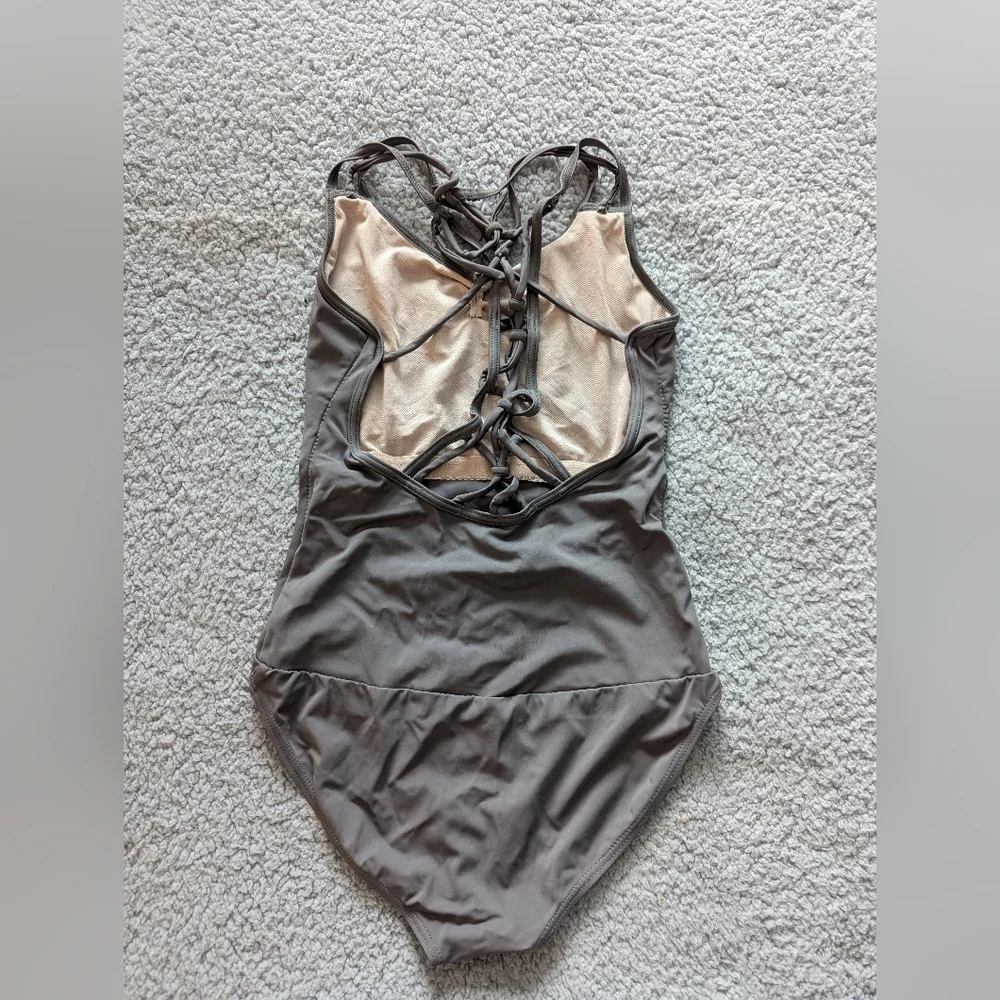 Balera Macramé-Back Leotard Sz.MA - Picture 6 of 9